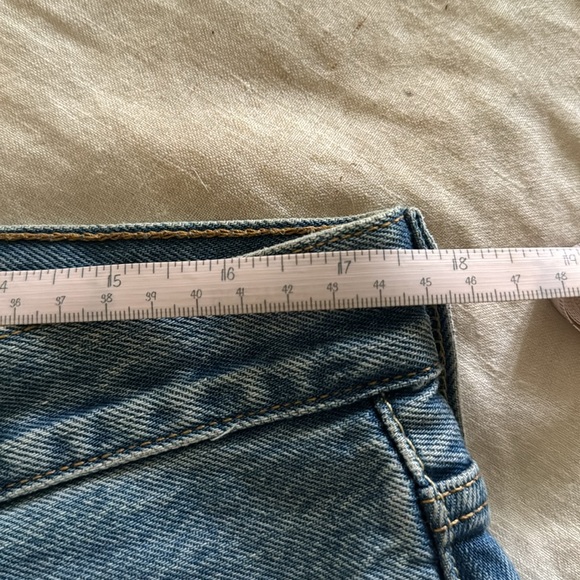 LEVI'S Premium 501 Mid Thigh Shorts Size 32 - Picture 5 of 5